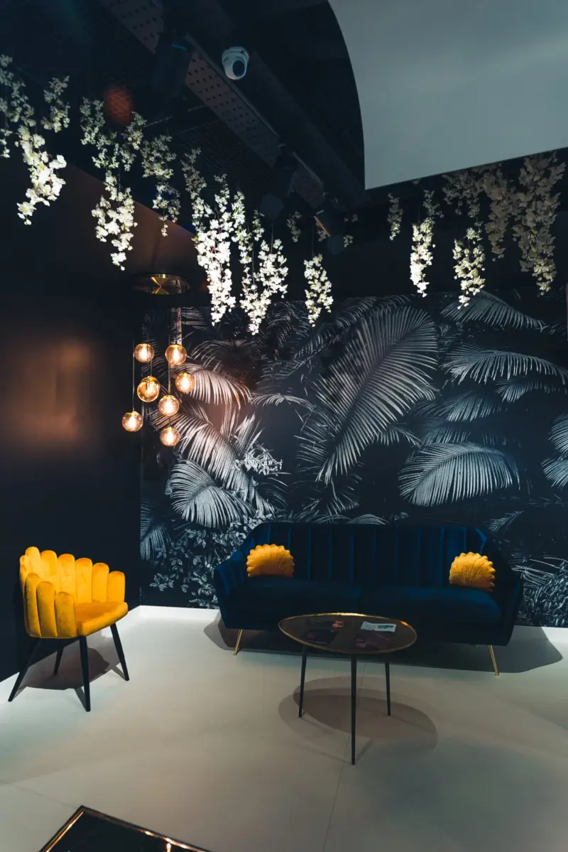 Sapphira Privé, Vigo